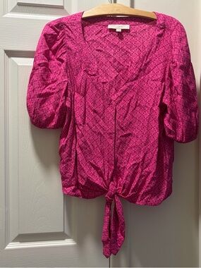 LOFT Pink Size S Chic Floral Boho Lightweight Flowy Cottagecore Tie Front Blouse